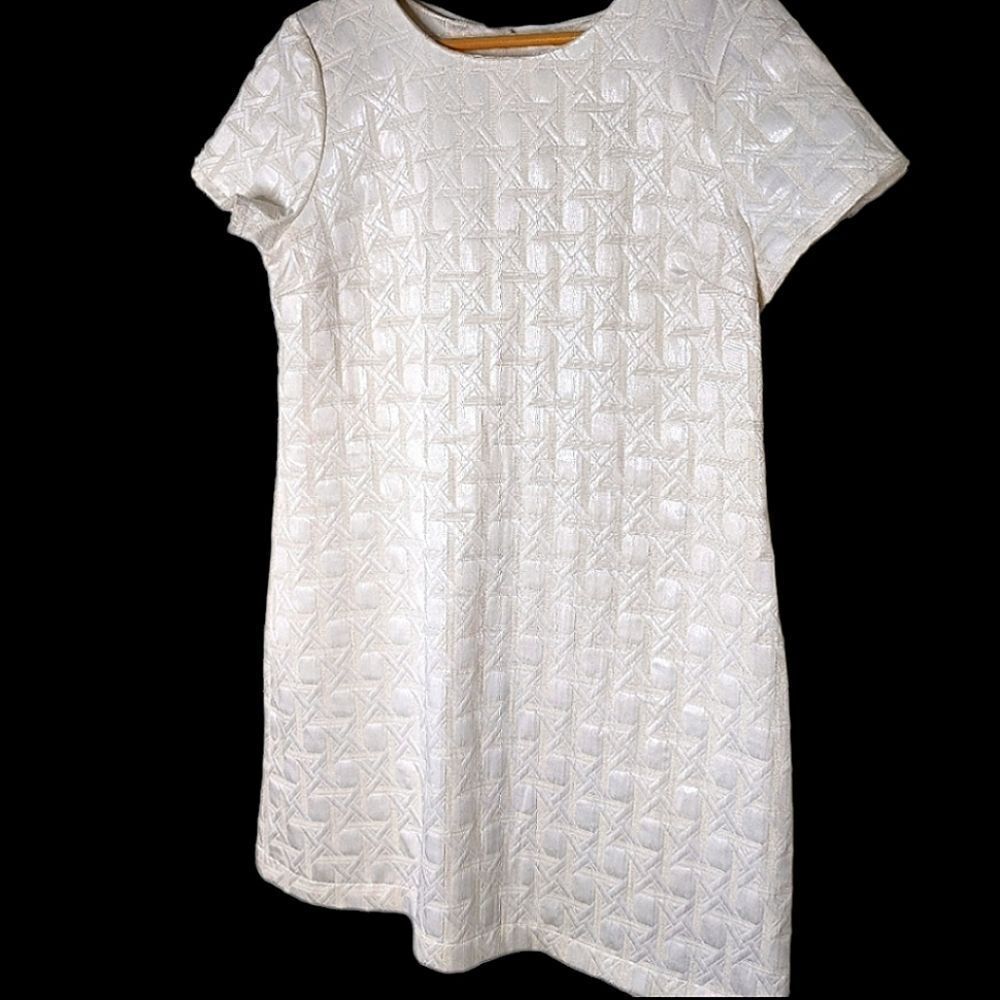 Exhilaration Cream Metallic Textured Short Sleeved Tent Dress size L